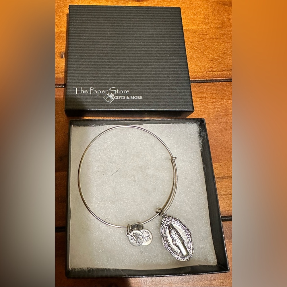 Women accessories